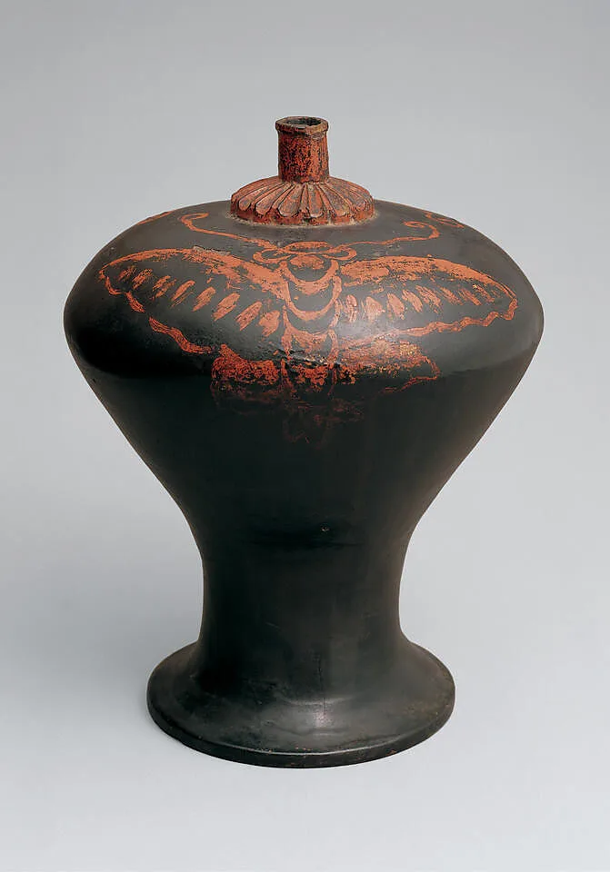 蝶漆絵根来瓶子|Sake Vessel (Heishi) with Butterflies — Unknown