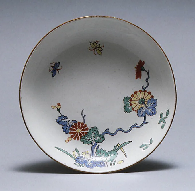Saucer — Chantilly