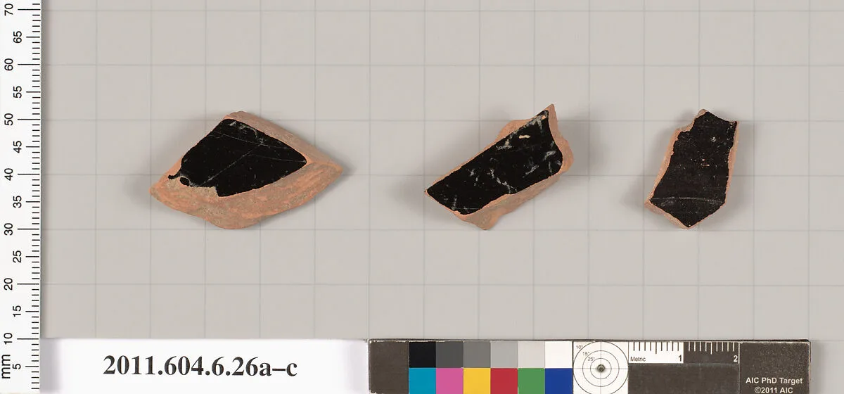 Terracotta fragments of open shapes — Unknown