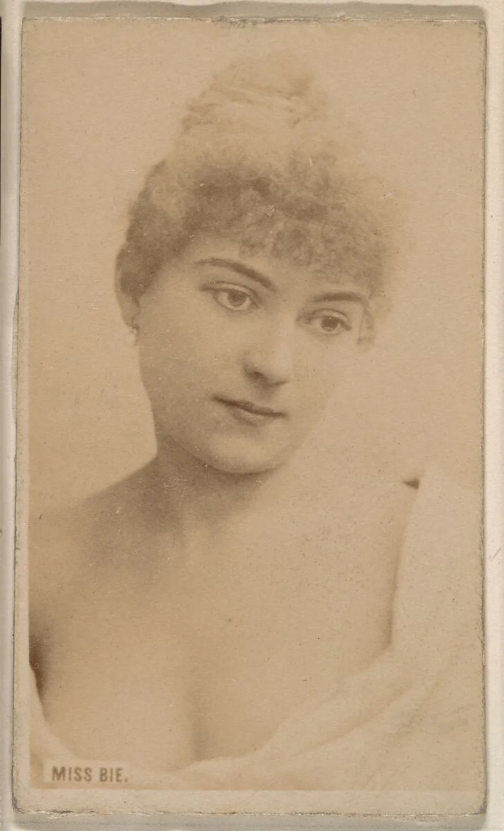 Miss Bie, from the Actresses series (N246), Type 1, issued by Kinney Brothers to promote Sporting Extra Cigarettes — Kinney Brothers Tobacco Company