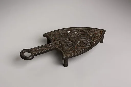 Trivet