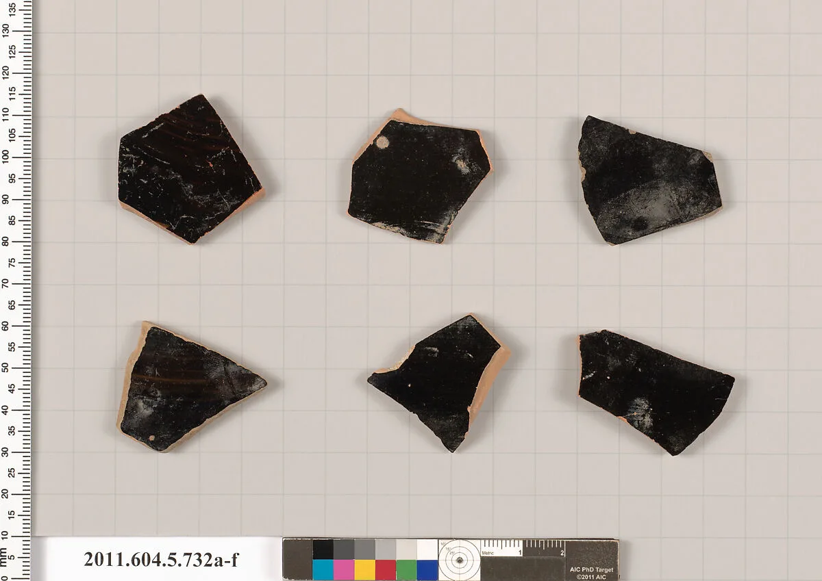 Terracotta fragments of kylikes (drinking cups) — Unknown