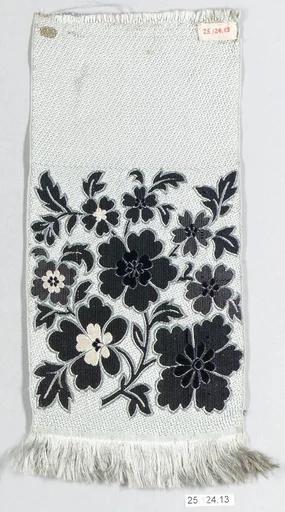 Woman's necktie