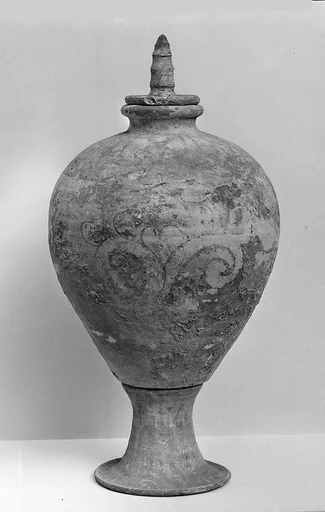 唐  彩繪陶塔式罐|Covered jar on stand