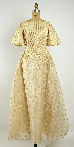 Wedding dress — Emma Gibbs-Battie