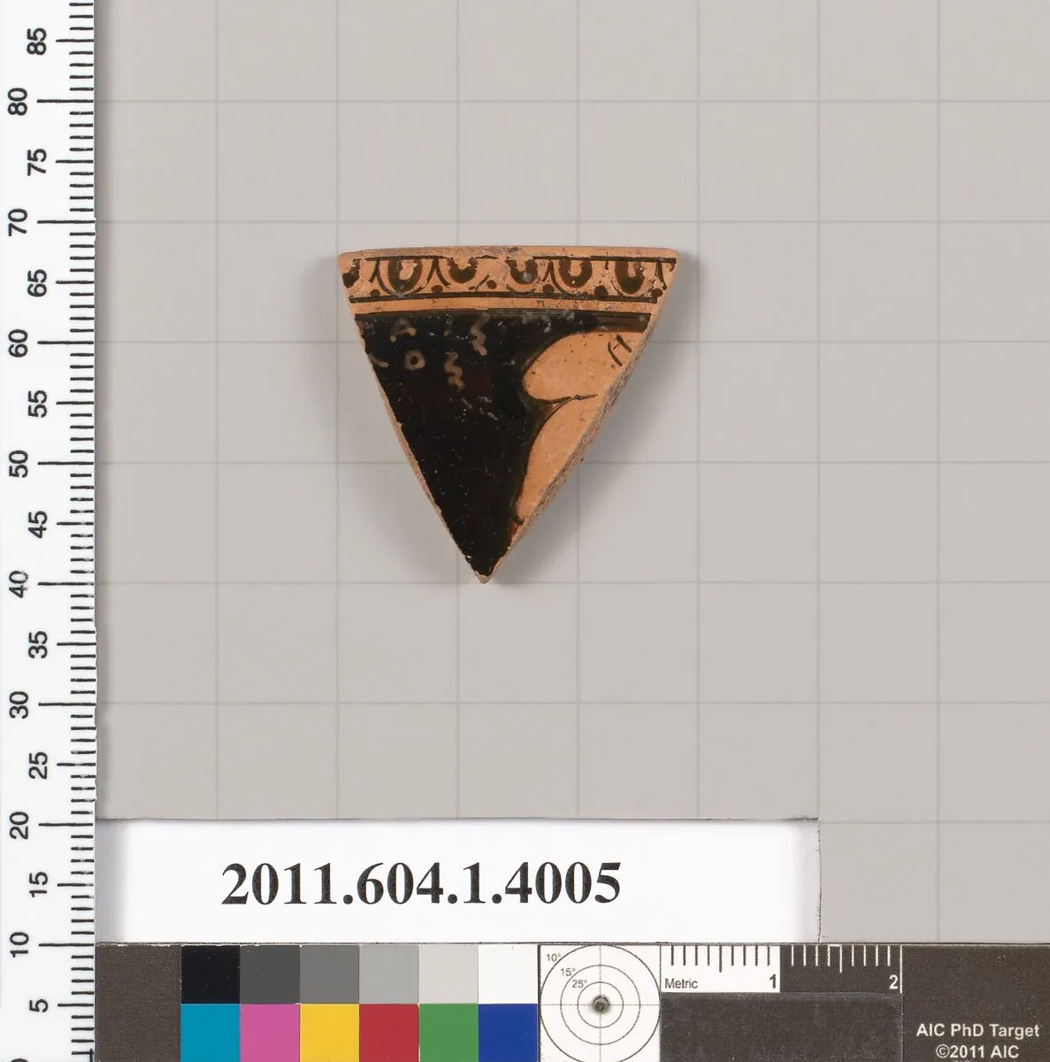 Terracotta rim fragment of a kylix (drinking cup) — Penthesilean