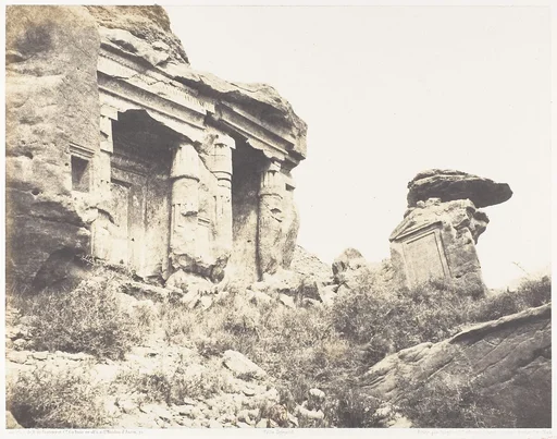 Djébel Selséleh (Silsilis), Steles Architecturales Taillées Dans les Carriéres