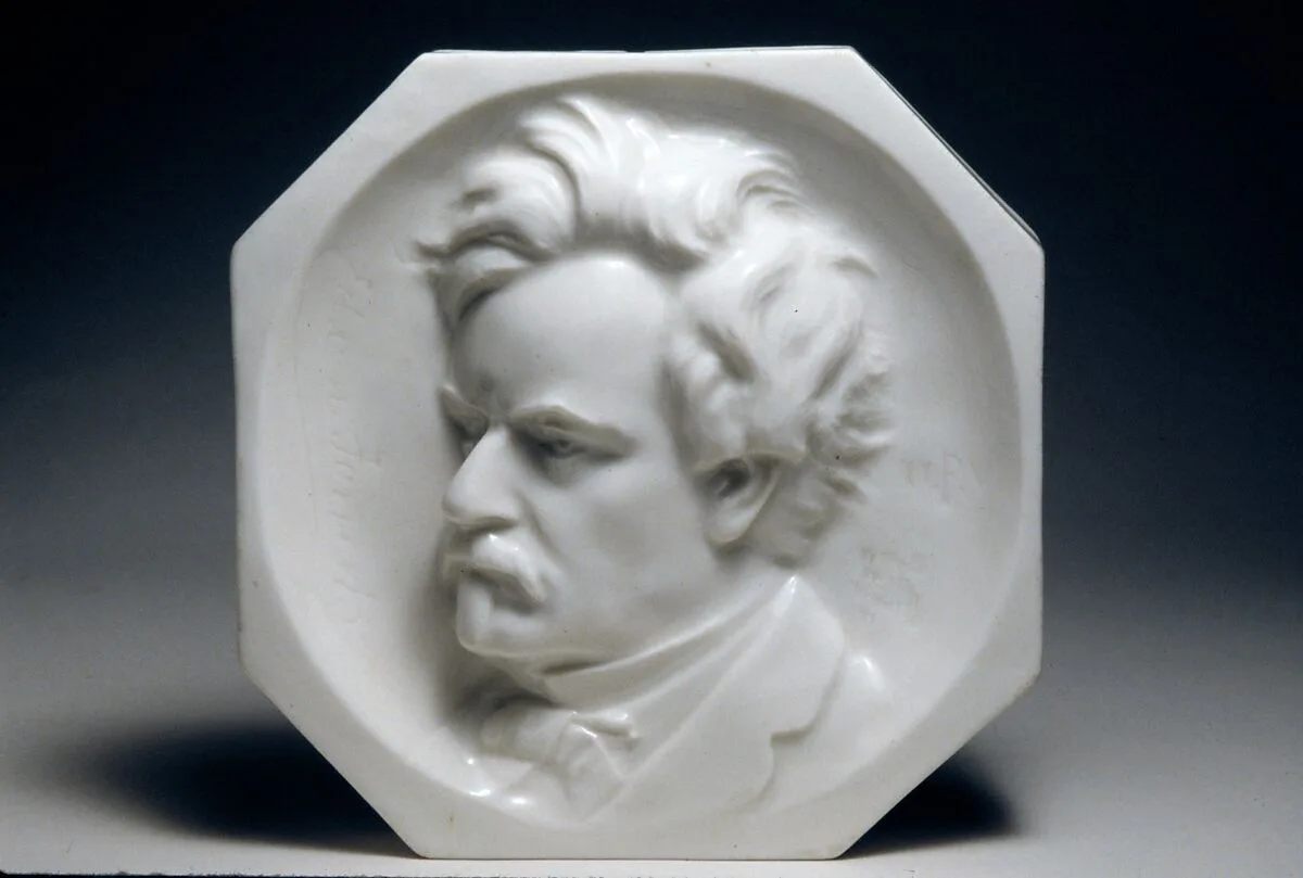 Plaque — Karl L. H. Müller