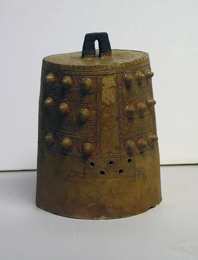 戰國 陶紐鐘|Model of a bell (Niu Zhong)
