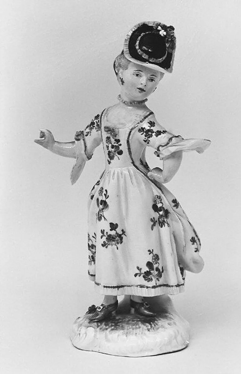 Girl (one of a pair) — Fulda Pottery and Porcelain Manufactory