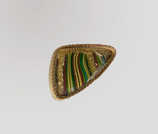 Glass striped mosaic bowl fragment