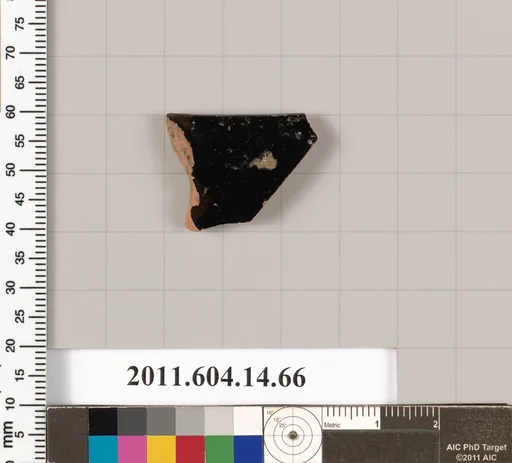 Terracotta rim fragment of a kylix (drinking cup)