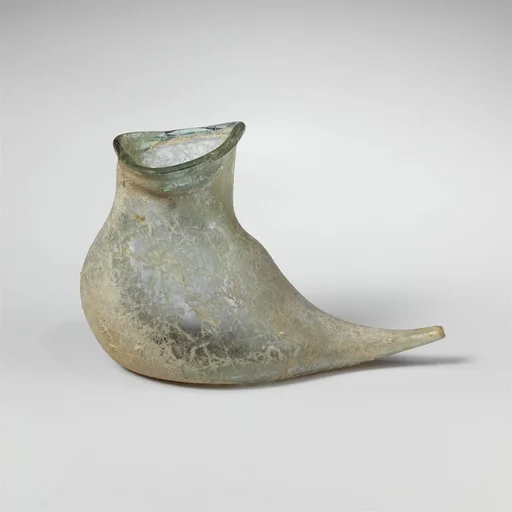 Glass pourer flask