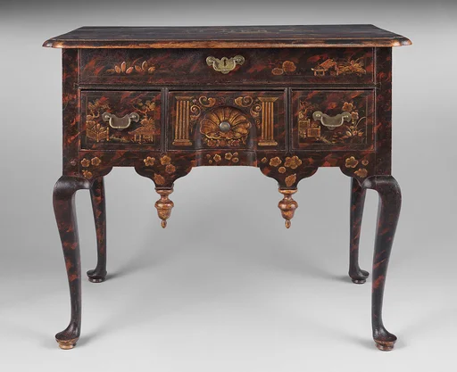 Dressing table