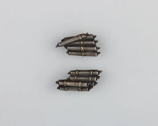 Pair of Sword-Grip Ornaments (Menuki)