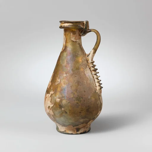 Glass jug