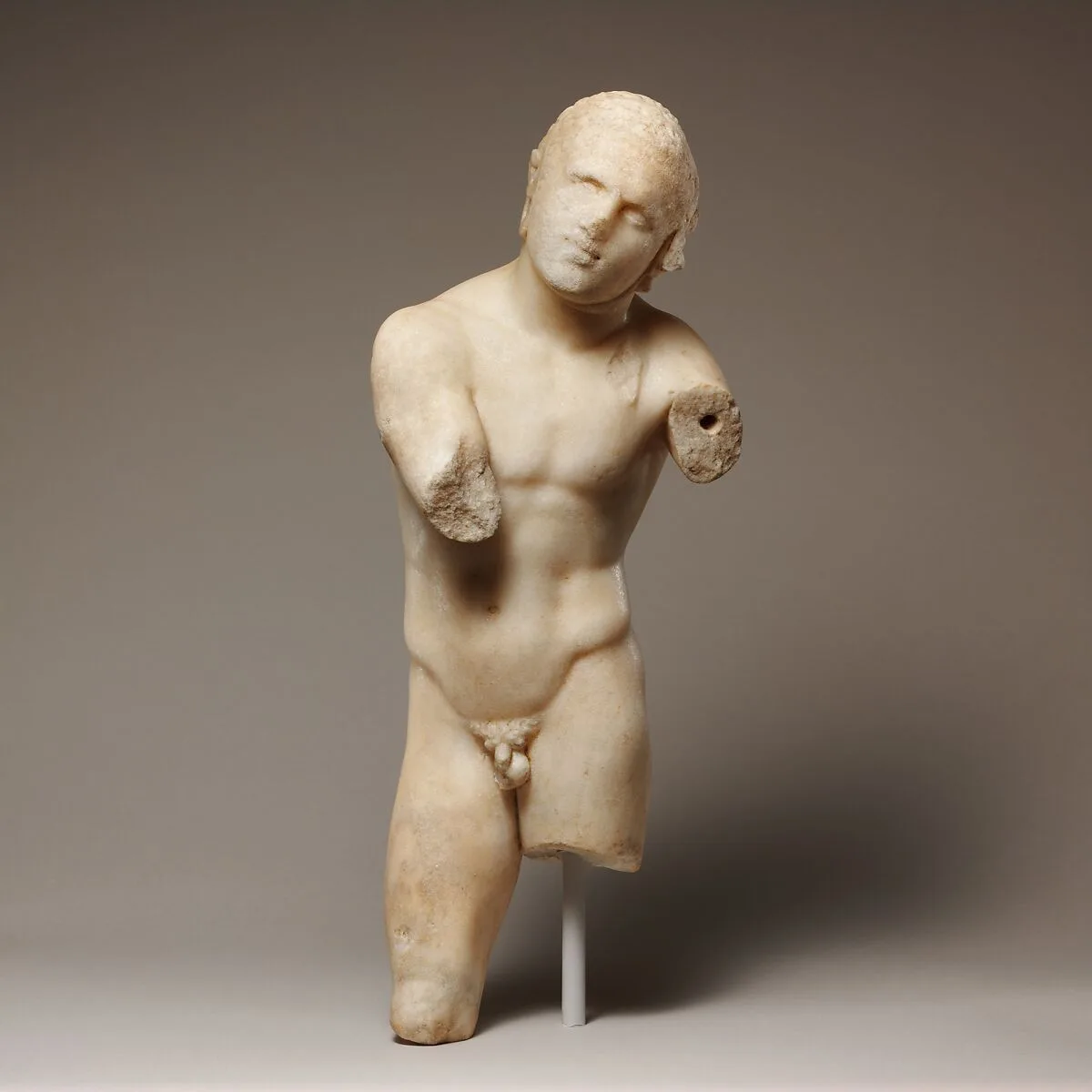 Small marble statue of an athlete — Unknown