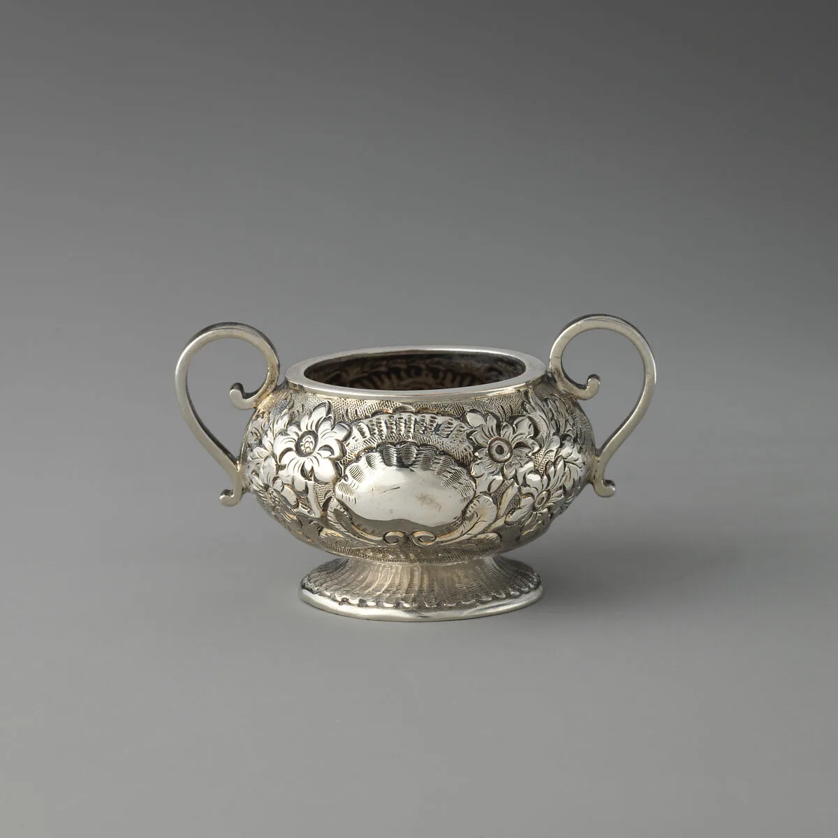 Miniature sugar bowl (part of a set) — Henry Flavelle