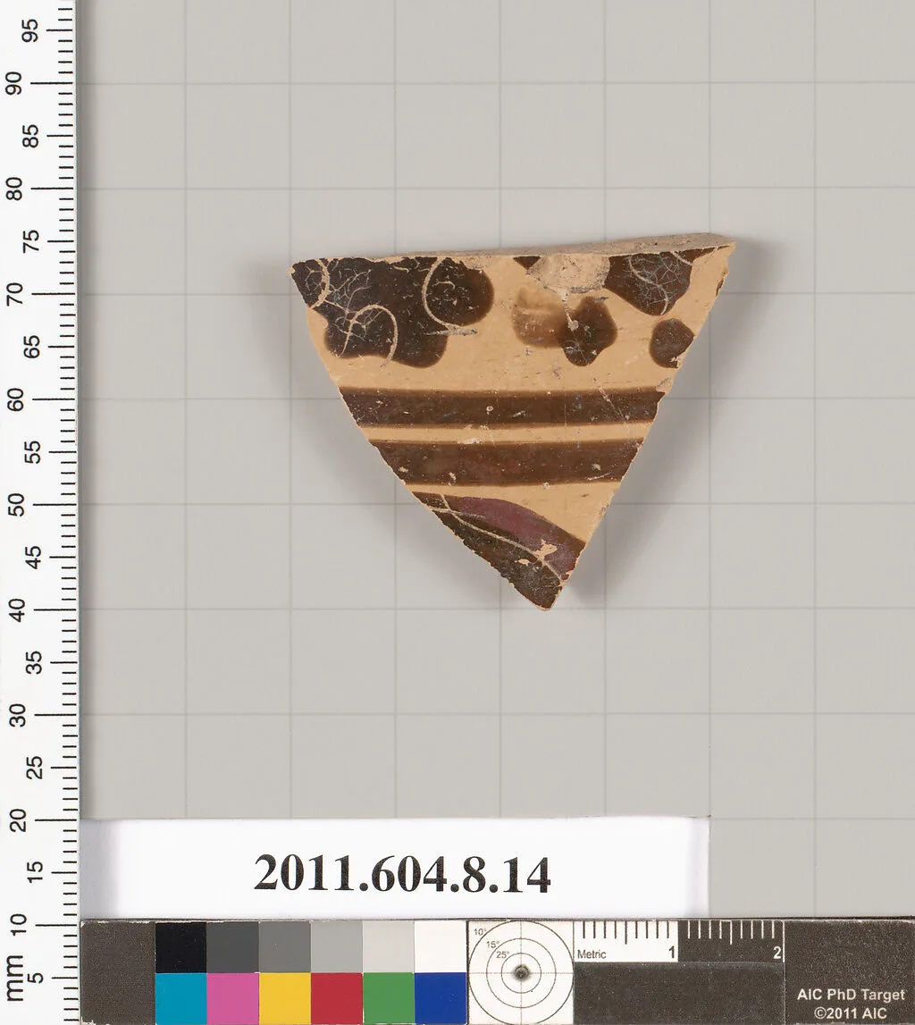 Terracotta fragment of a closed shape — Unknown