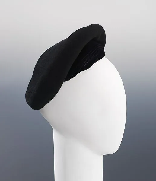 Beret — Rose Valois