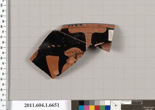 Terracotta rim fragment of a kylix (drinking cup)