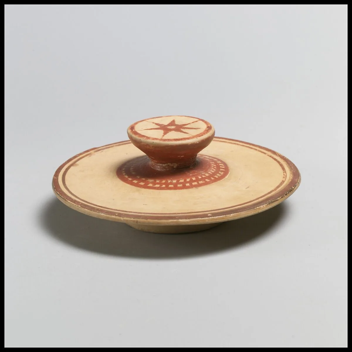 Pyxis lid — Unknown
