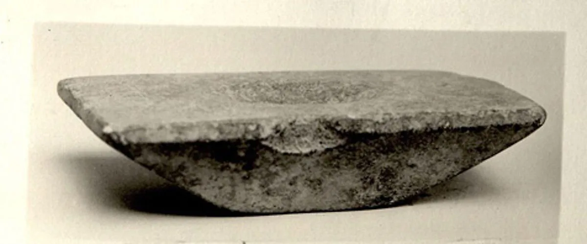 Grinding slab — Unknown