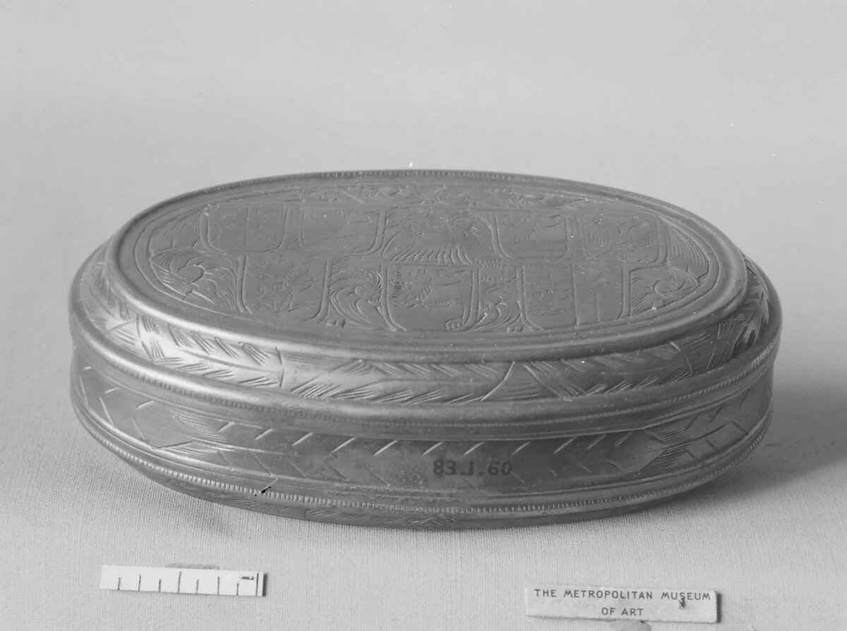 Tobacco box — Unknown