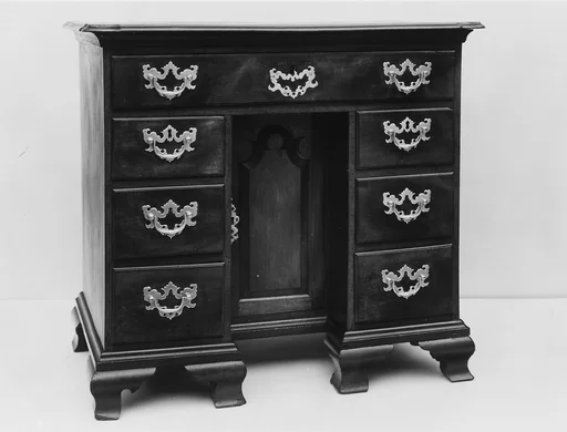 Bureau Table