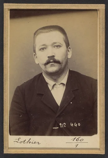 Lothier. Gaston. 27 ans, né le 27/12/66 à St Thomas (Charente-Inférieure). Menuisier. Anarchiste. 1/1/94.