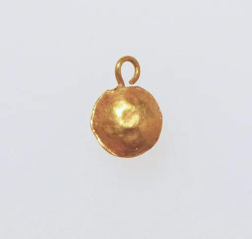 Pendant, lentoid