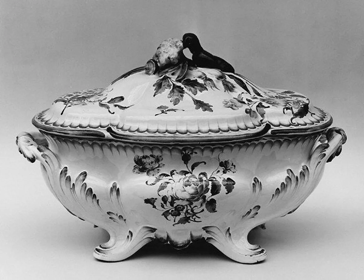 Tureen with cover — Niderviller|Baron Jean-Louis de Beyerlé