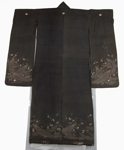 鼠縮緬地梅根芹春草模様振袖|Woman's Robe