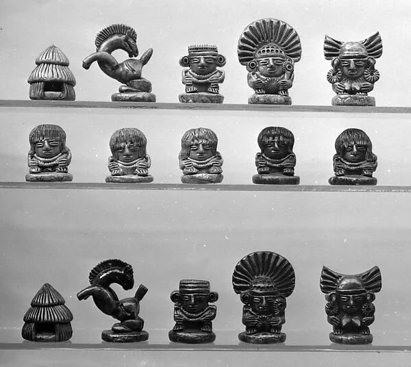Chessmen (32) — Unknown
