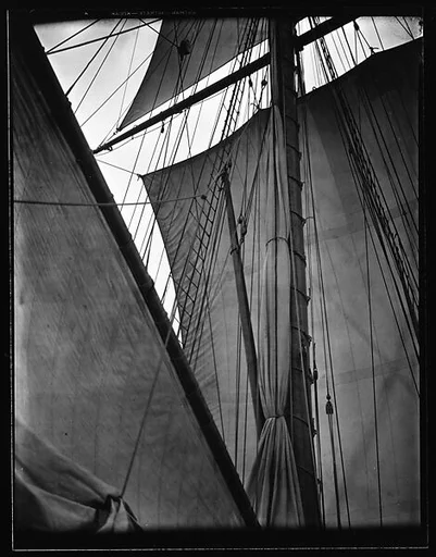 [South Seas: Mast, Sails, and Rigging of Cressida]