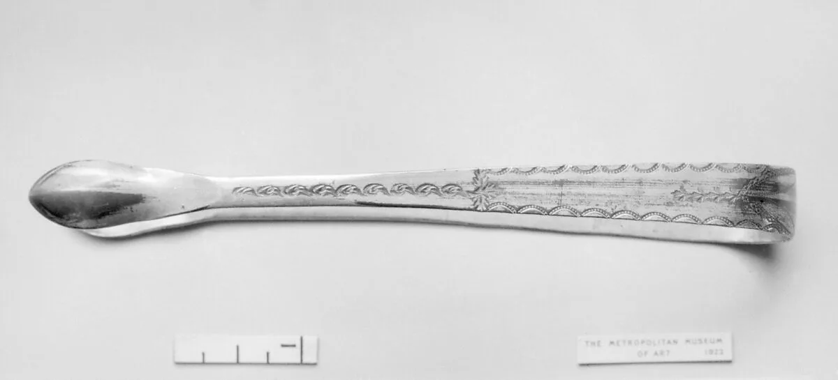 Sugar tongs — Unknown