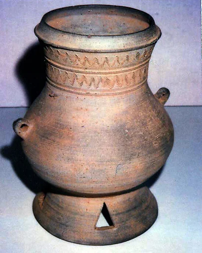 굽다리 긴목 항아리 삼국 가야|臺附長頸壺  三國 伽倻|Pedestal jar with two handles