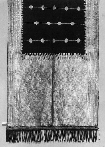 Shoulder Cloth (Selendang)