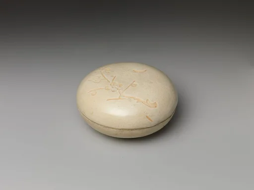 南宋至元 吉州窯月影梅紋瓷盒|Covered box with flowering plum