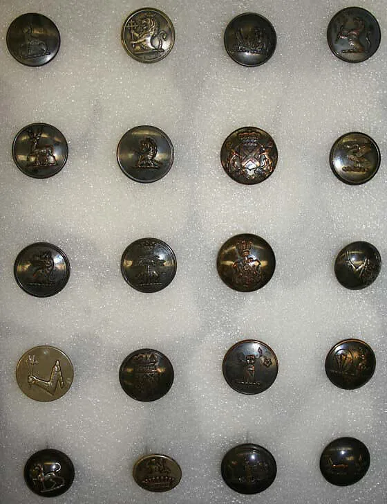 Button — Unknown