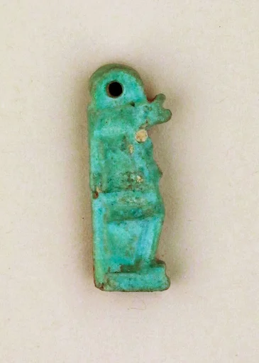 Amulet, Isis