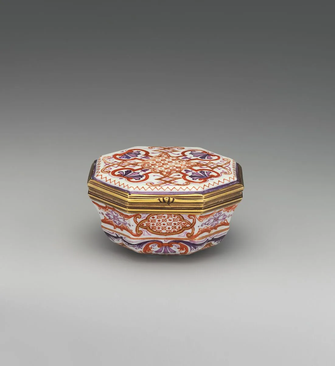 Snuffbox — Vienna|Claudius Innocentius Du Paquier period