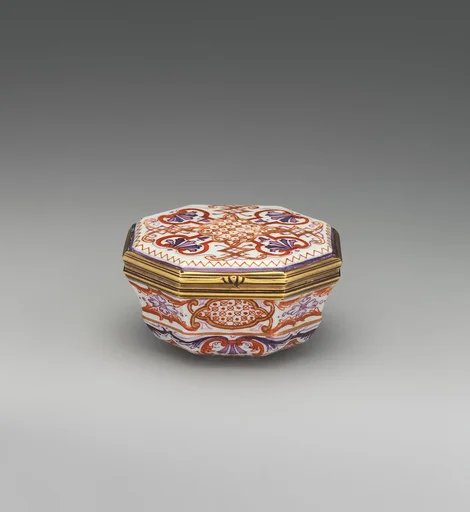 Snuffbox