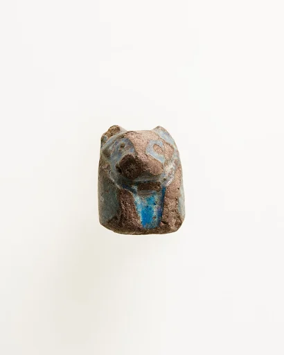 Game piece with lion head