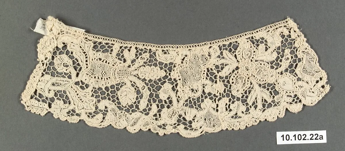 Collar — Unknown
