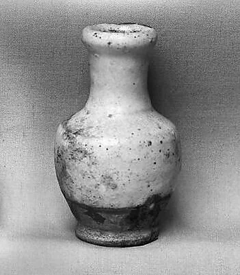 唐 白釉小陶壶|Miniature vase — Unknown