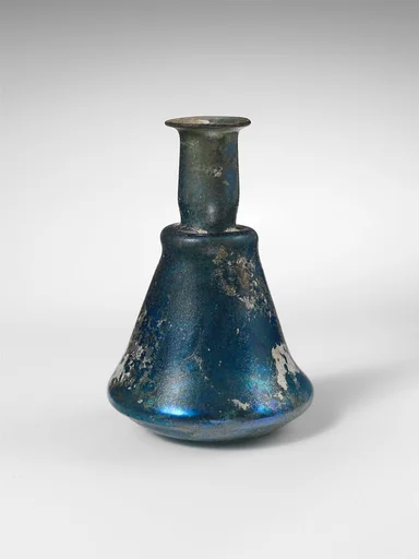 Glass perfume bottle