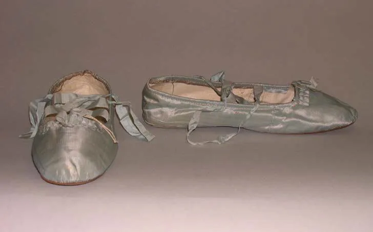 Slippers — Unknown