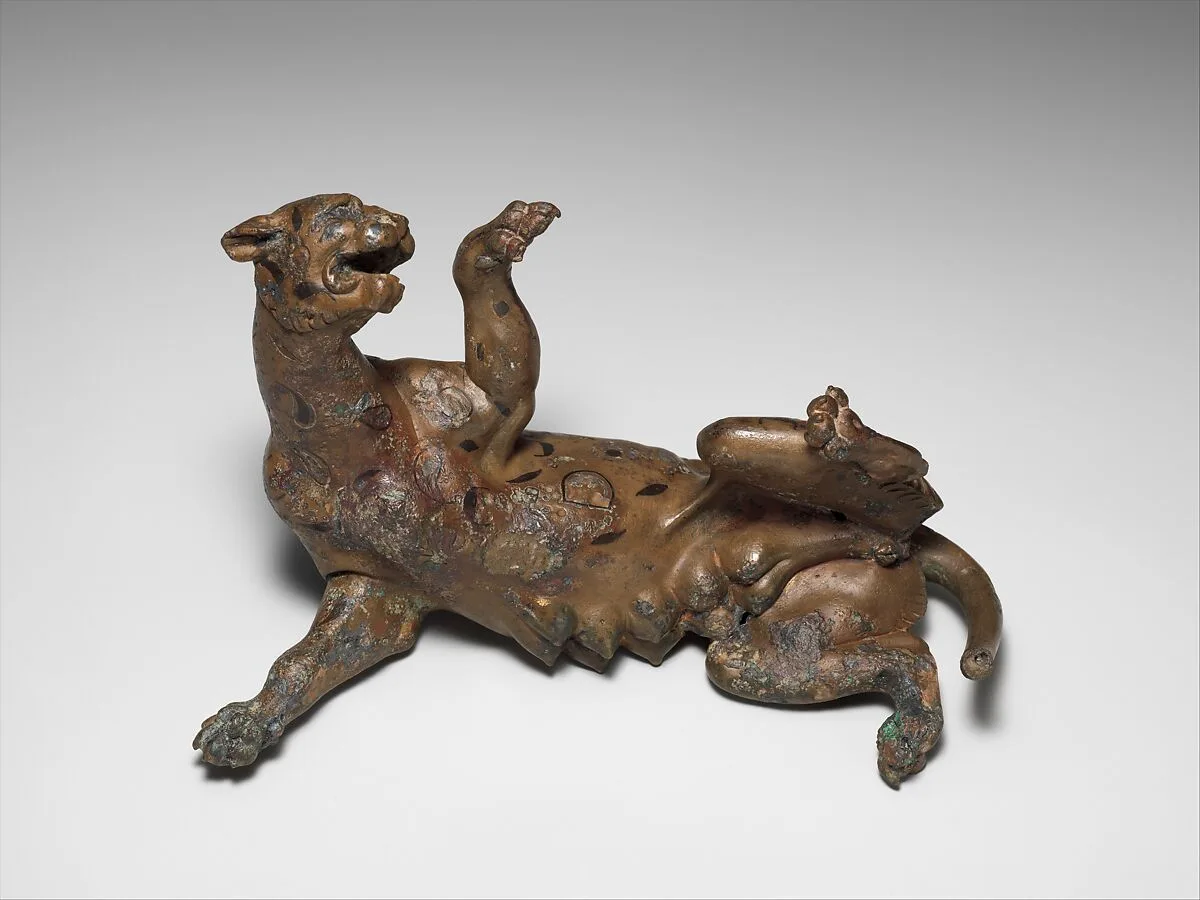 Bronze statuette of a pantheress — Unknown