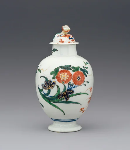 Tea caddy with cover (part of a service)
